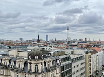 Blick vom Dach der Leibniz-Geschäftsstelle auf Berlin